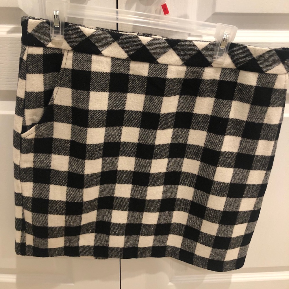 Skirt - Picture 2 of 2